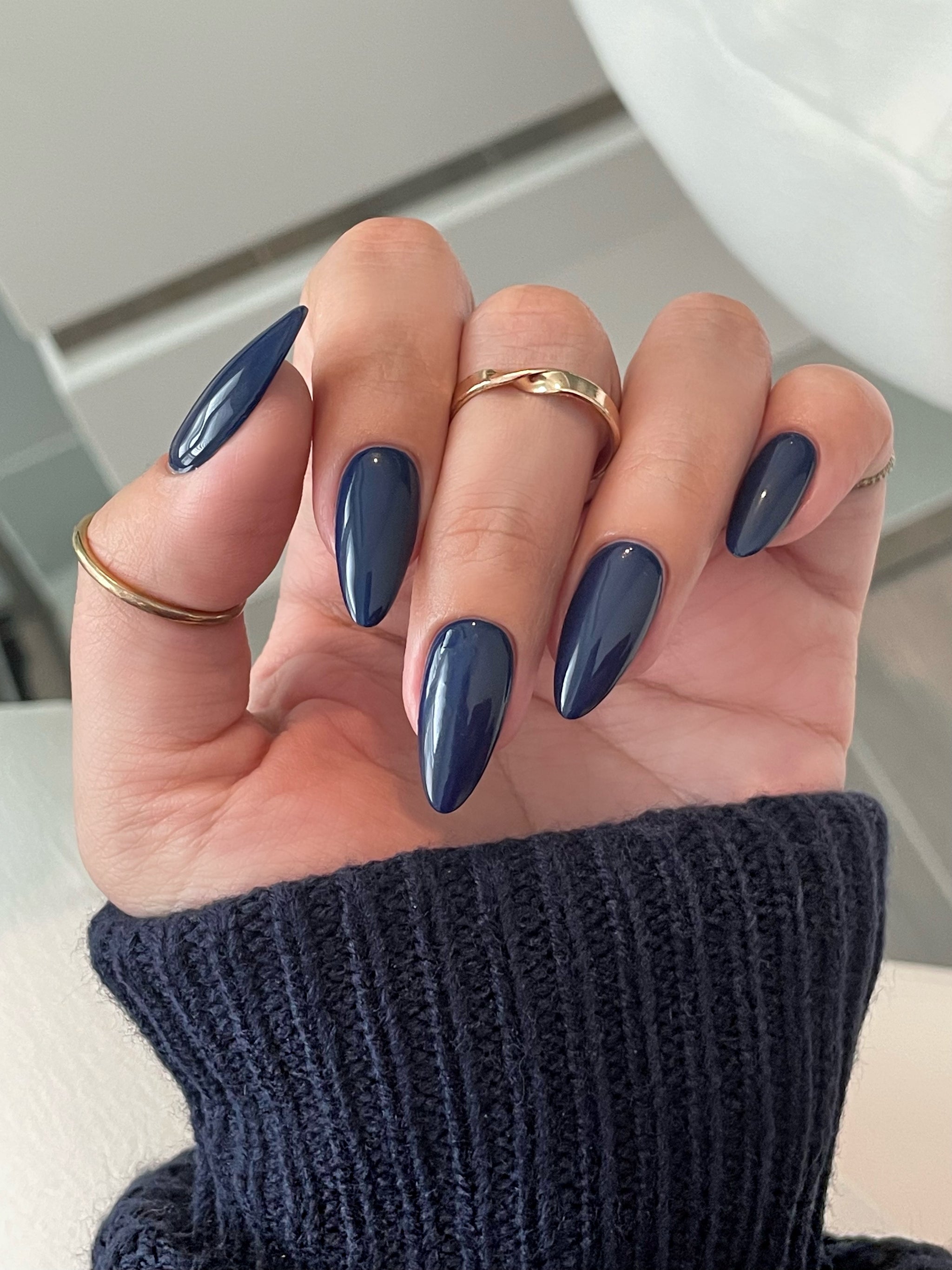 Baccarat ミルニュイ　ミッドナイトブルー Cozy Midnight- 145 – NailzKatKat